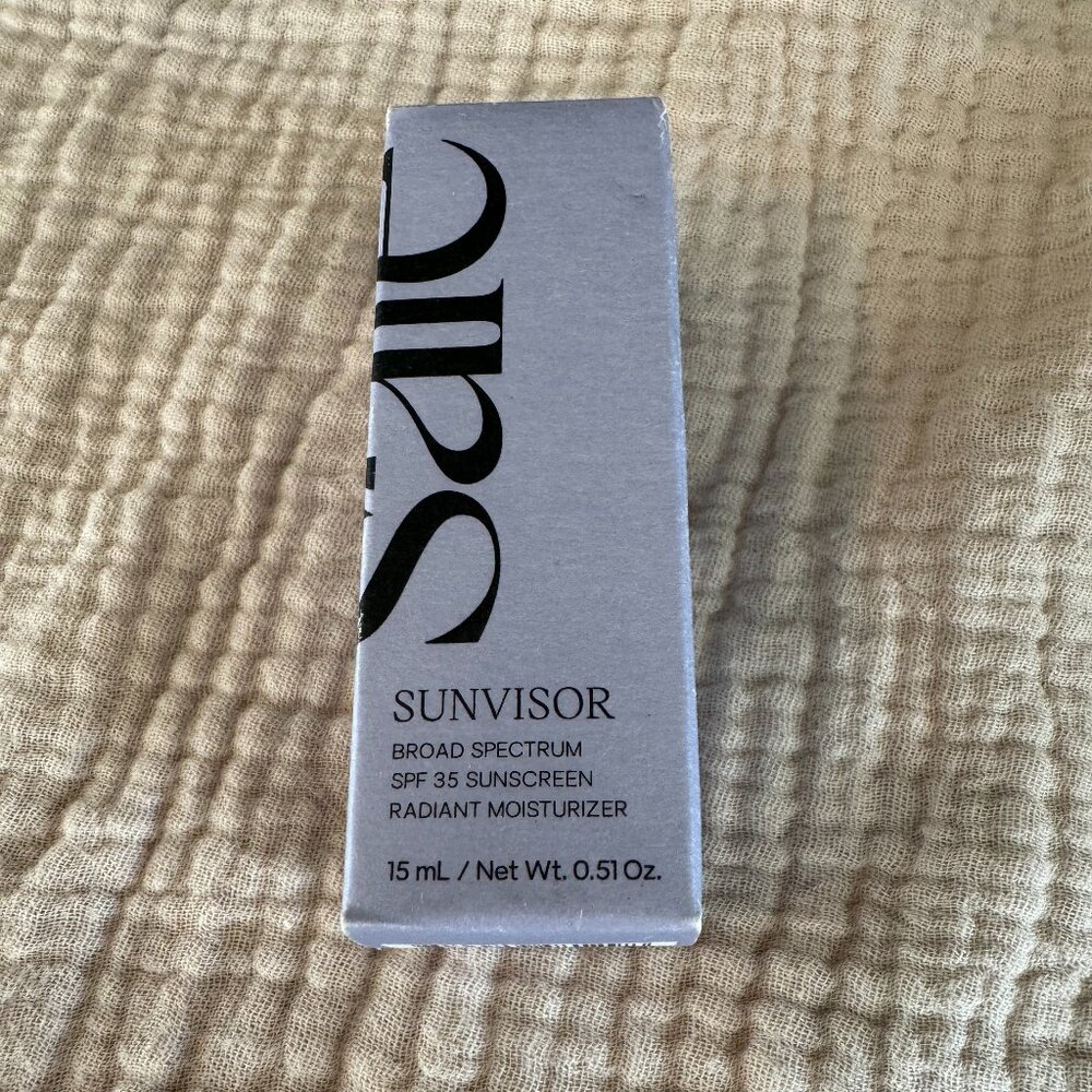 Saie Sunvisor Broad Spectrum SPF 35 Sunscreen Radiant Moisturizer